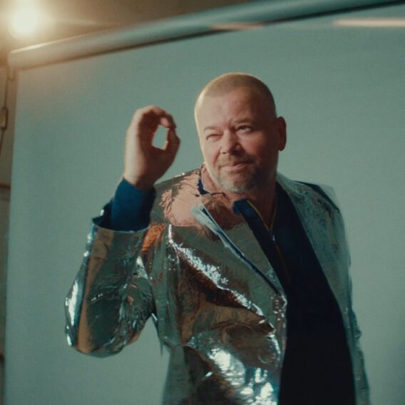 Abovomaxlead - Tonzon x Raymond van Barneveld – thumbnail