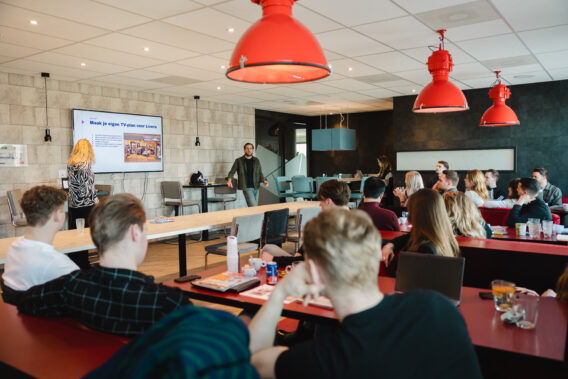 Abovo Maxlead - 6W9A7507